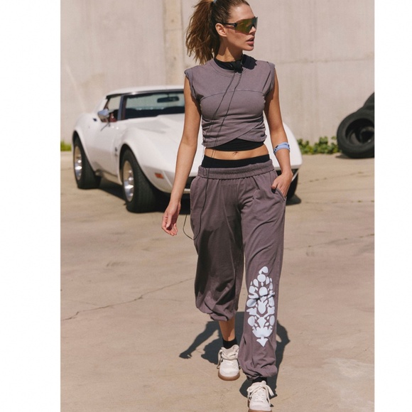 FP Movement by Free People Pants - FP Movement by Free People Hot Shot Crossover Set in Dark Shadow in Various NWT